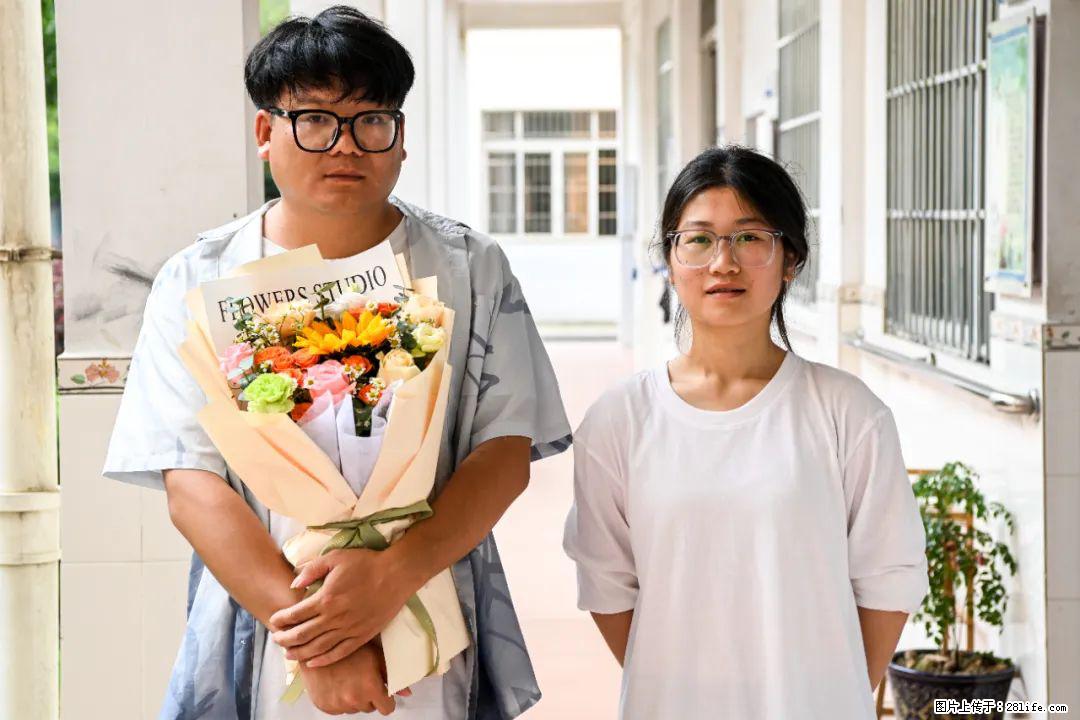 全网追的“扁担女孩”，找了一份暑假工，时薪12元 - 盐城生活资讯 - 盐城28生活网 yancheng.28life.net